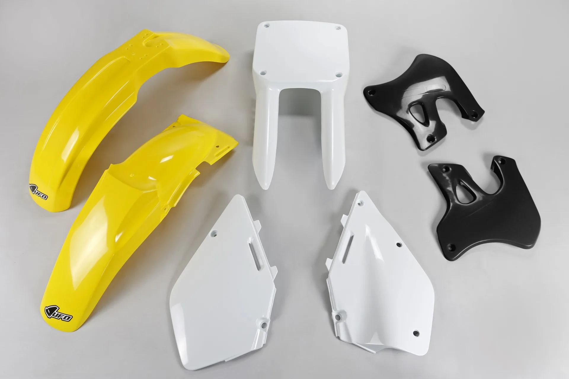 Suzuki RM 125 1996-1998 Kits Plastique Sans Protège-fourches